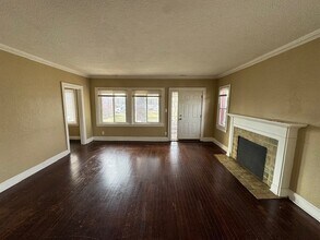 16260 Fairfield St in Detroit, MI - Building Photo - Building Photo