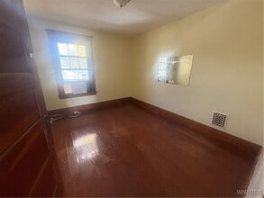 2239 Willow Ave in Niagara Falls, NY - Building Photo - Building Photo