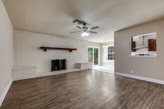 7114 Spring Morning Dr in San Antonio, TX - Building Photo - Building Photo