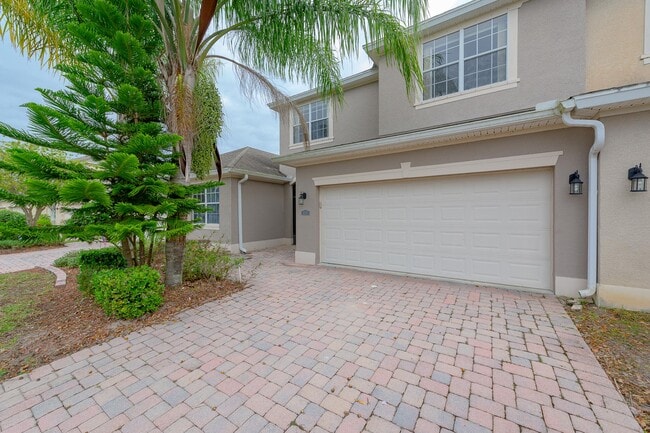 253 Catriona Dr in Daytona Beach, FL - Building Photo - Building Photo