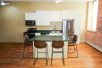 2261 Blake St, Unit 4D in Denver, CO - Building Photo - Building Photo