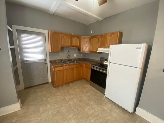 124 N Thornwood Ave in Davenport, IA - Building Photo - Building Photo