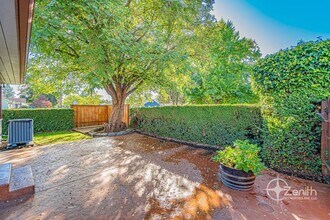 2502 Fairmount Ave in Vancouver, WA - Building Photo - Building Photo