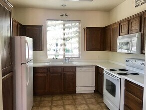 951 N Echo Ln in Washington, UT - Building Photo - Building Photo