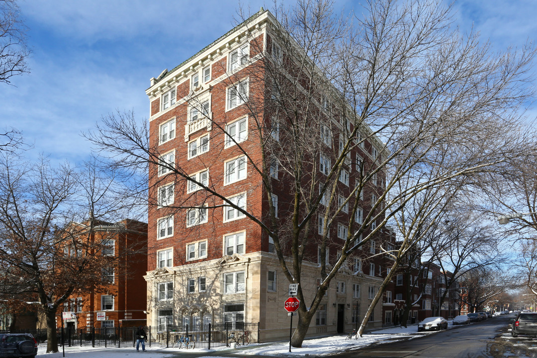 The Greenview in Chicago, IL - Building Photo