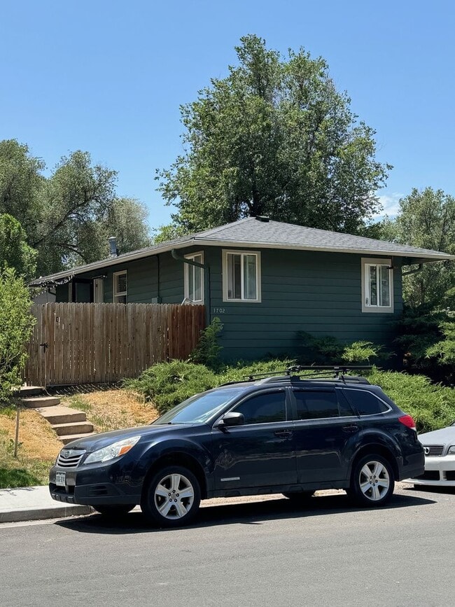property at 1702 Mathews St