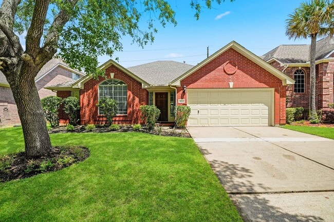 property at 4723 Knights Branch Dr