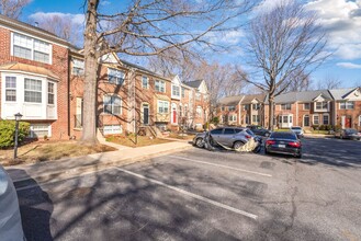 1947 Beecham Ct in Bowie, MD - Building Photo - Building Photo