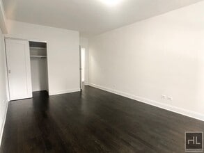 EAST 57 STREET in New York, NY - Building Photo - Building Photo