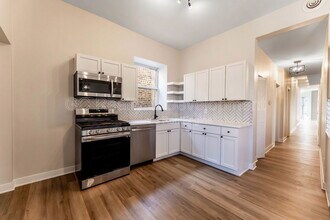 4241 S Calumet Ave in Chicago, IL - Building Photo - Building Photo