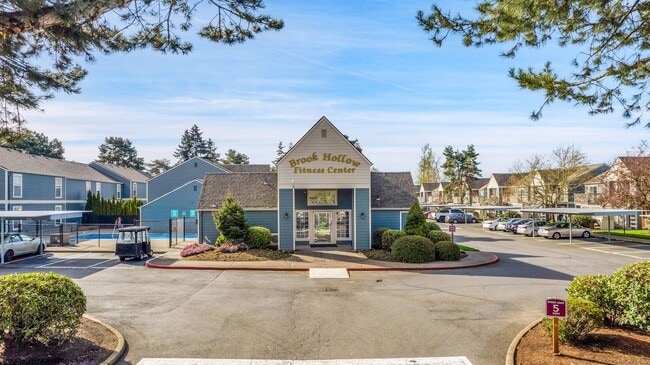 BROOK HOLLOW APARTMENTS