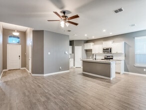 181 Driftoak Dr in Boyd, TX - Building Photo - Building Photo