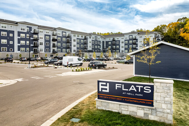 Flats at Neill Park