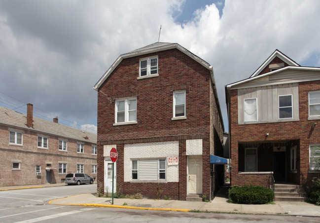 1220 W 150th St in East Chicago, IN - Building Photo - Building Photo