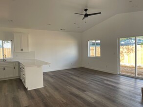 216 Trevino Dr in Nipomo, CA - Building Photo - Building Photo