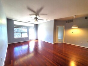 2209 Hancock Dr in Austin, TX - Building Photo - Building Photo