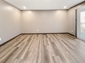 1517-1544 44 St SE in Calgary, AB - Building Photo - Building Photo