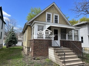 1035 20th Ave SE in Minneapolis, MN - Building Photo - Building Photo