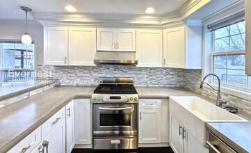 616 Eastmoor Blvd in Columbus, OH - Building Photo - Building Photo