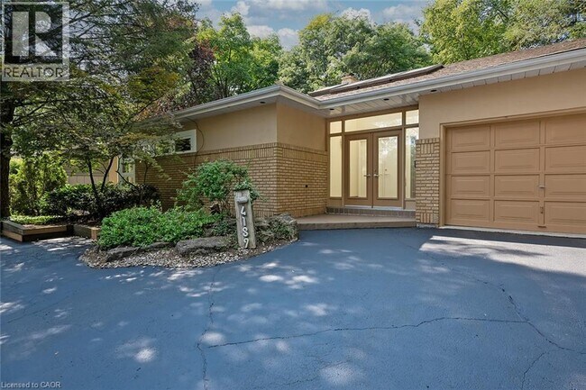 4189 Inglewood Dr in Burlington, ON - Building Photo - Building Photo