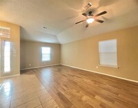 14506 Santee Pass Dr in Cypress, TX - Foto de edificio - Building Photo