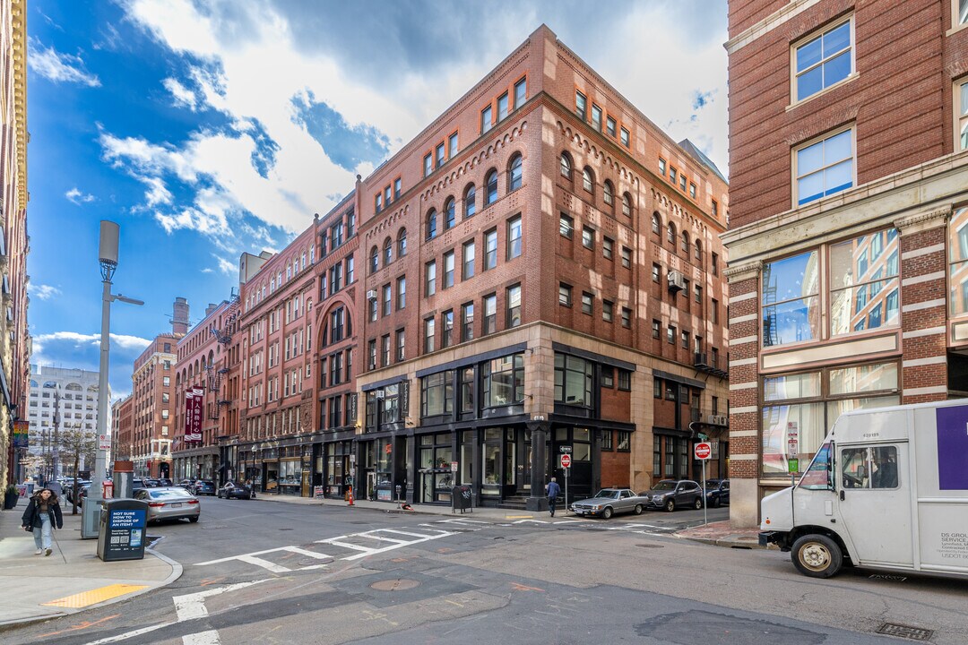 107 South St in Boston, MA - Building Photo