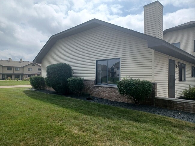 property at 5505 Orleans Ln N