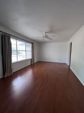 604 Mockingbird Ln in Kerrville, TX - Building Photo - Building Photo