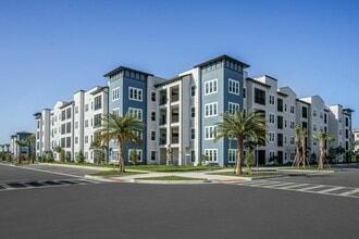 Sorrento in Sarasota, FL - Building Photo - Building Photo