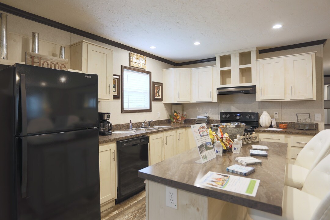 Lithia Springs Estates in Lithia Springs, GA - Foto de edificio