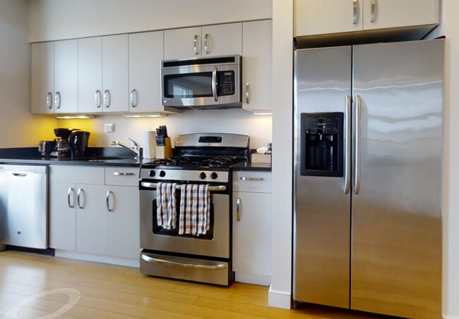 60 Alban St, Unit Albany st in Boston, MA - Building Photo - Building Photo