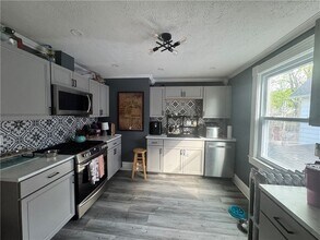 2 Sumner Park in Rochester, NY - Building Photo - Building Photo
