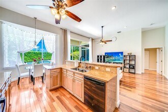 1241 S 13th Ave in Hollywood, FL - Building Photo - Building Photo