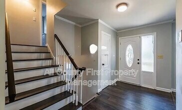 3377 Bobolink Cir SW in Atlanta, GA - Building Photo - Building Photo