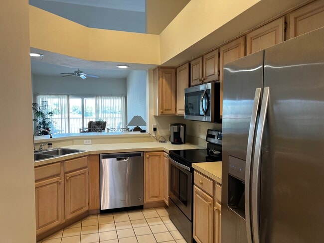 9850 Costa Mesa Ln, Unit 712 in Bonita Springs, FL - Building Photo - Building Photo