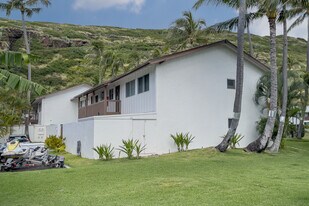 Marina Palms in Honolulu, HI - Building Photo