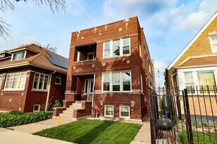 6633 S Campbell Ave, Unit 1 in Chicago, IL - Building Photo