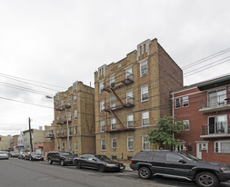 22-55 33rd St Apartments