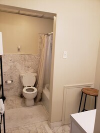 2008 Chestnut St, Unit 2F - 6