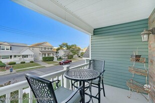 417 15th Ave, Unit 27E in Belmar, NJ - Building Photo - Building Photo