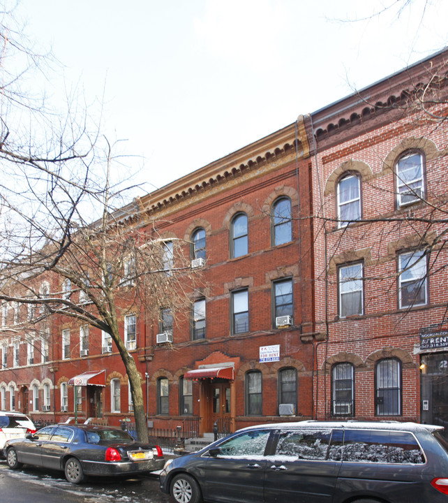 284 Himrod St in Brooklyn, NY - Building Photo