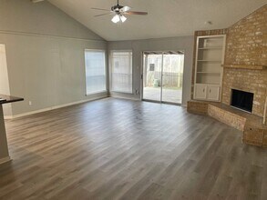 2306 Cambridge Ct N in League City, TX - Building Photo - Building Photo