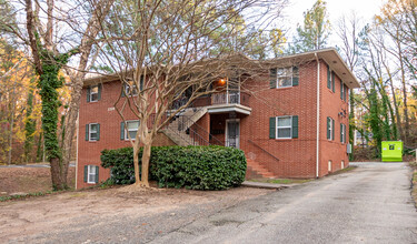 2211 Morehead Ave in Durham, NC - Building Photo - Building Photo