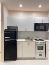 4865 SW 65th Way in Davie, FL - Building Photo - Building Photo