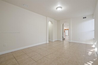 9243 SW 170th Ave in Miami, FL - Building Photo - Building Photo