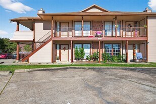 11503 Nobility Dr, Unit 4 in Stafford, TX - Building Photo