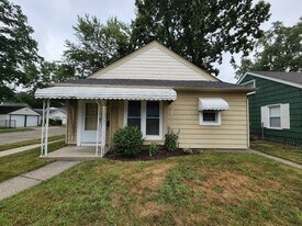 2103 Browning St in Ferndale, MI - Building Photo