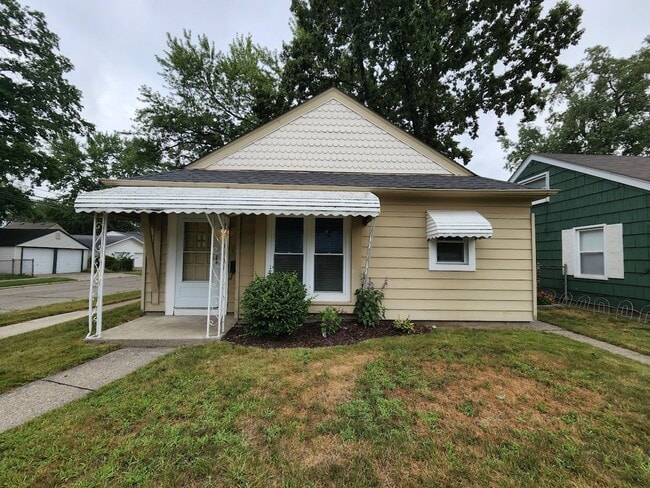 property at 2103 Browning St