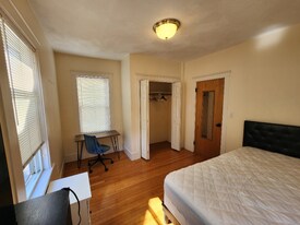 66 Brook St, Unit 2 in Quincy, MA - Building Photo