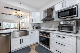 6096 Huntwick Terrace in Delray Beach, FL - Building Photo - Building Photo